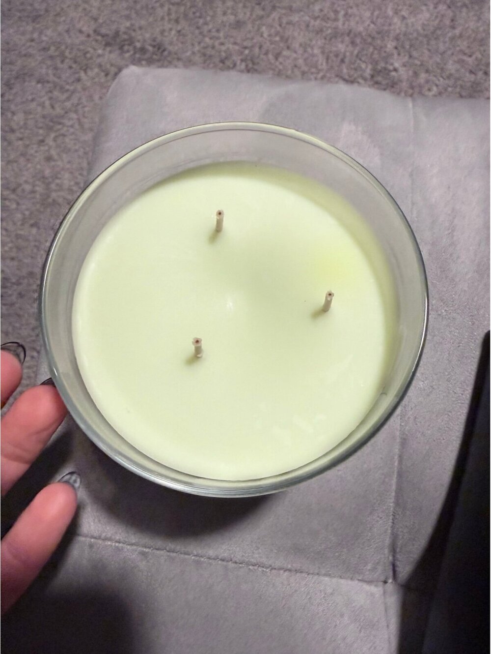 Bath & body Works candle and photo album - Picture 4 of 9